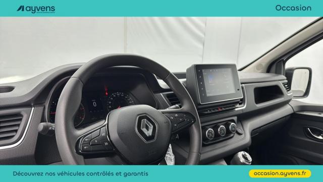 Renault Trafic image 2