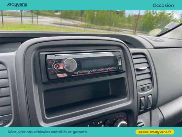 Renault Trafic image 2
