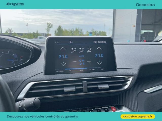 Peugeot 3008 image 3