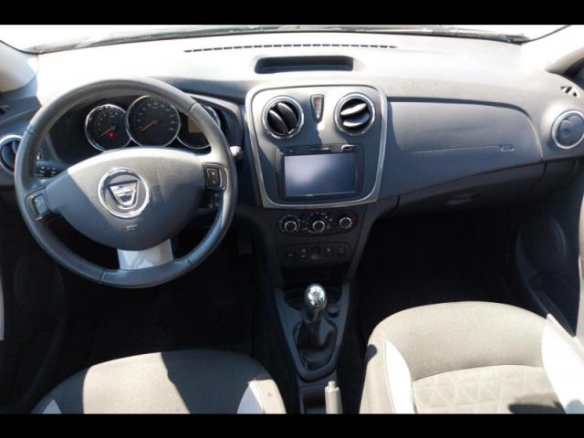 Dacia Sandero image 1