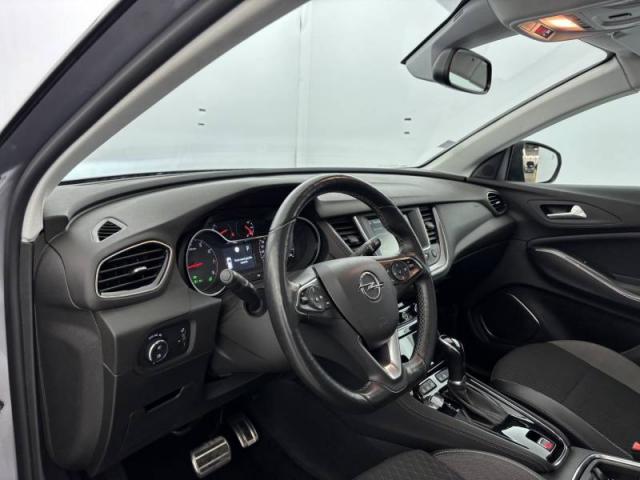 Opel Grandland X image 1