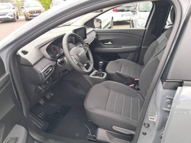 Dacia Sandero image 8