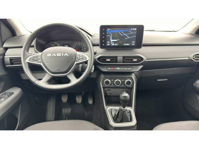 Dacia Sandero image 2