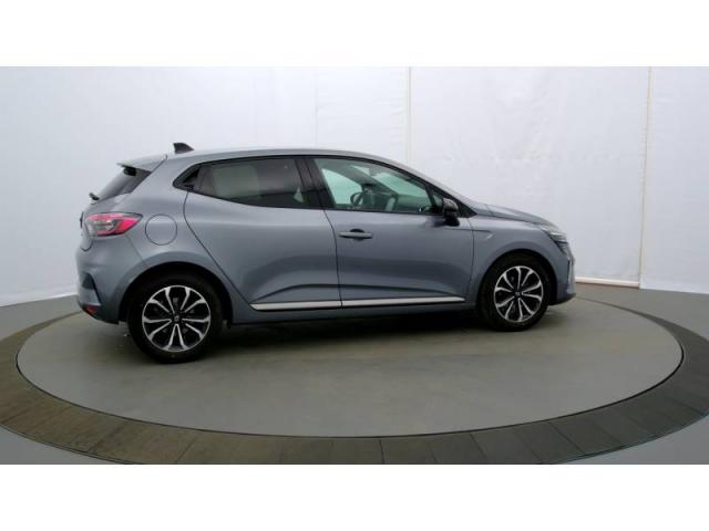 Renault Clio image 6