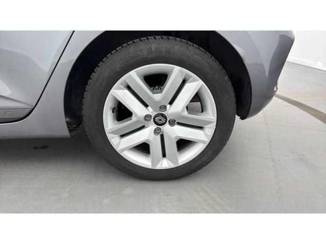 Renault Clio image 9