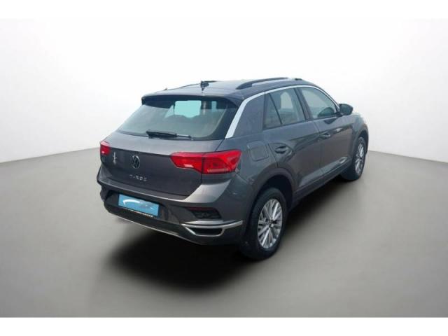 Volkswagen T-Roc image 2
