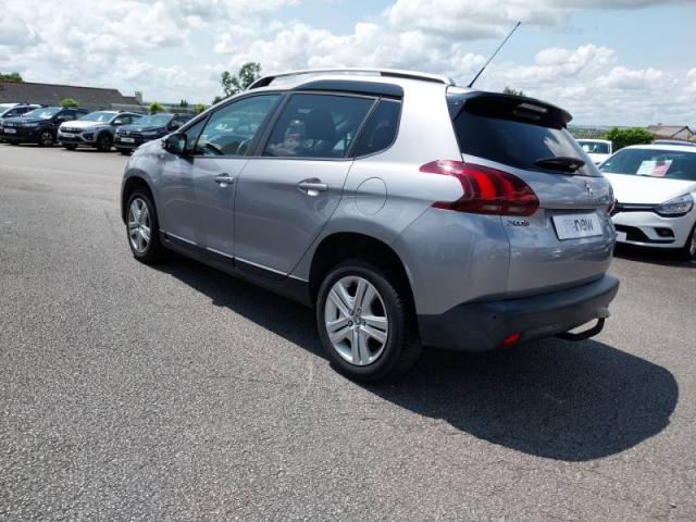 Peugeot 2008 image 1