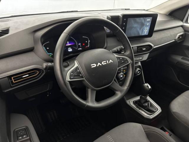 Dacia Jogger image 1