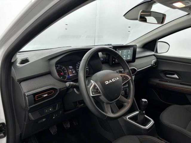 Dacia Sandero image 1