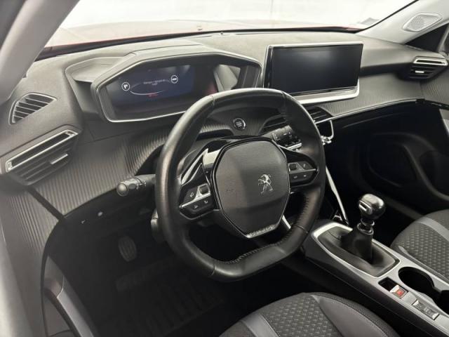 Peugeot 2008 image 1
