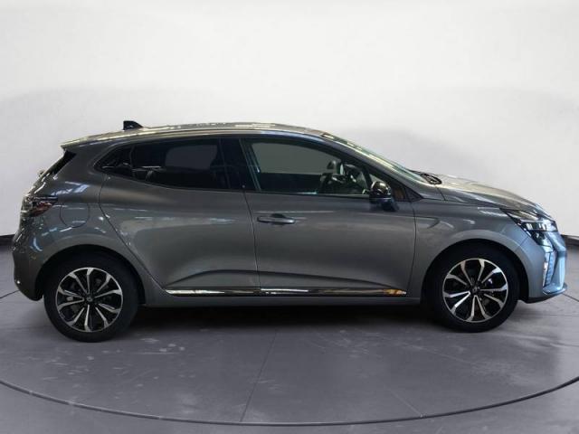 Renault Clio image 9