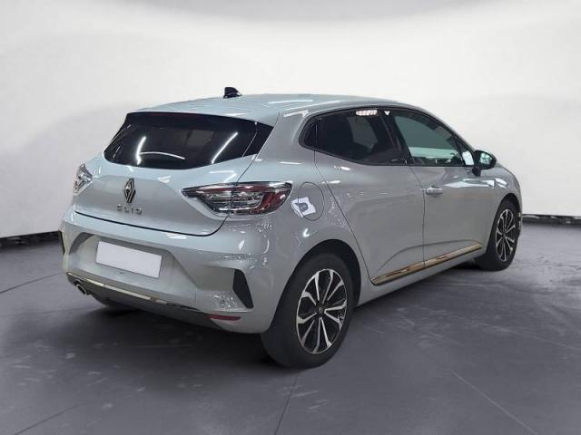 Renault Clio image 9