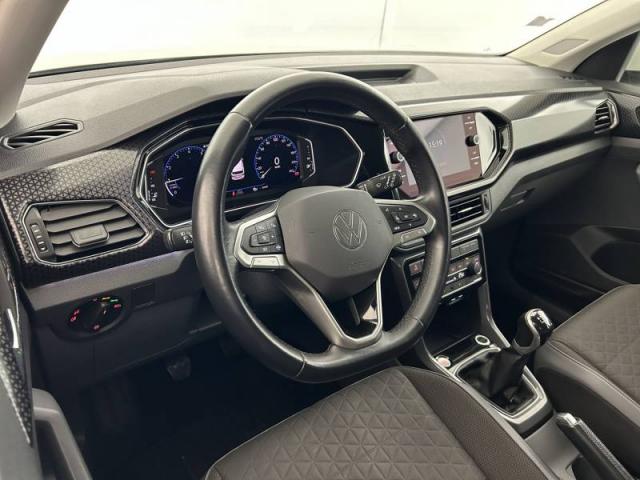 Volkswagen T-Cross image 1