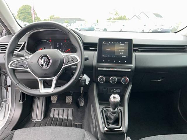 Renault Clio image 6