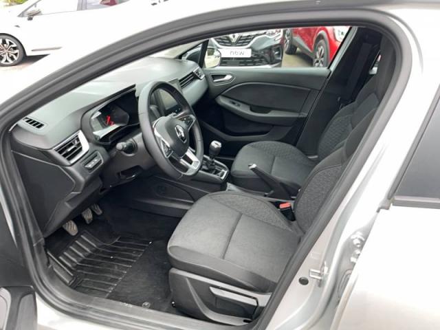 Renault Clio image 9
