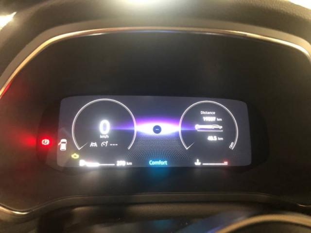 Renault Captur image 1