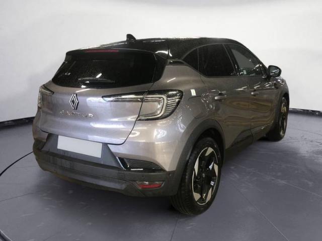 Renault Captur image 2