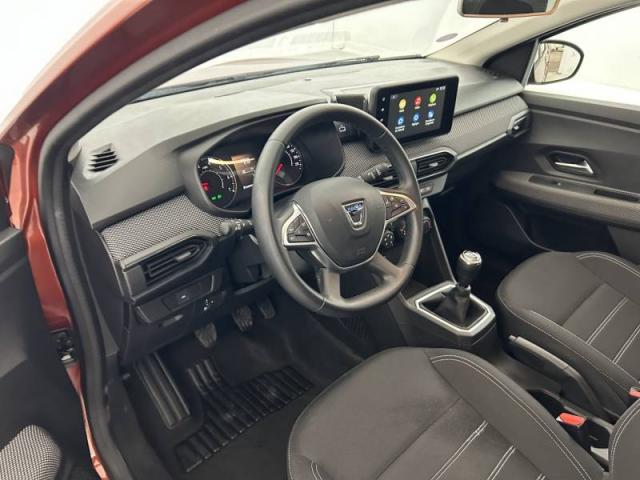 Dacia Jogger image 1