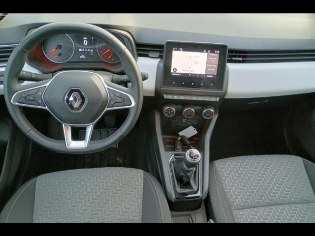 Renault Clio image 6