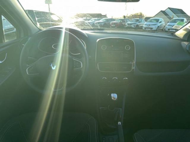 Renault Clio image 2