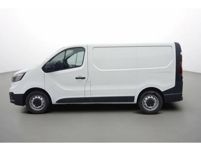 Renault Trafic image 1