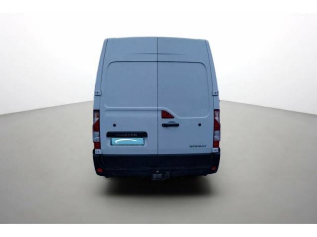 Renault Master image 2