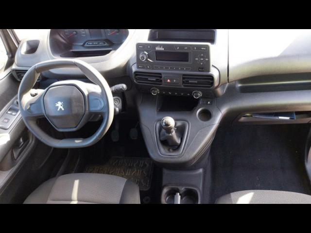 Peugeot Partner image 8