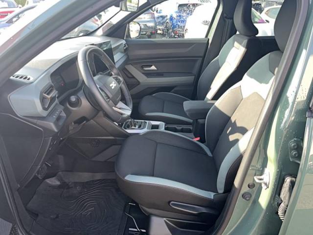 Dacia Duster image 1