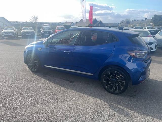 Renault Clio image 2