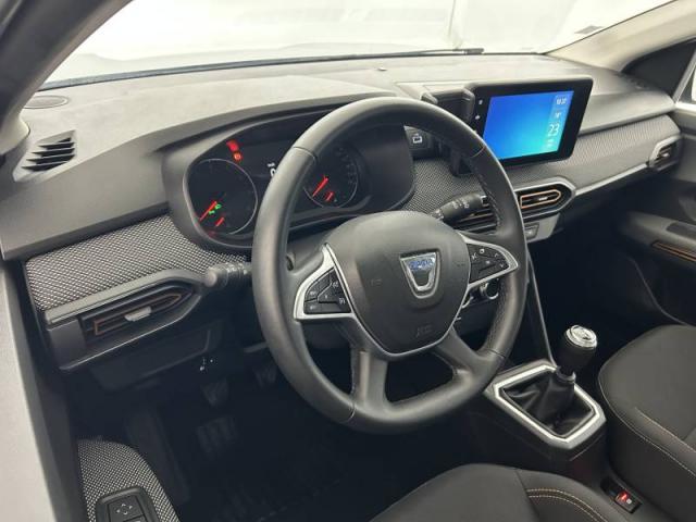 Dacia Sandero image 1