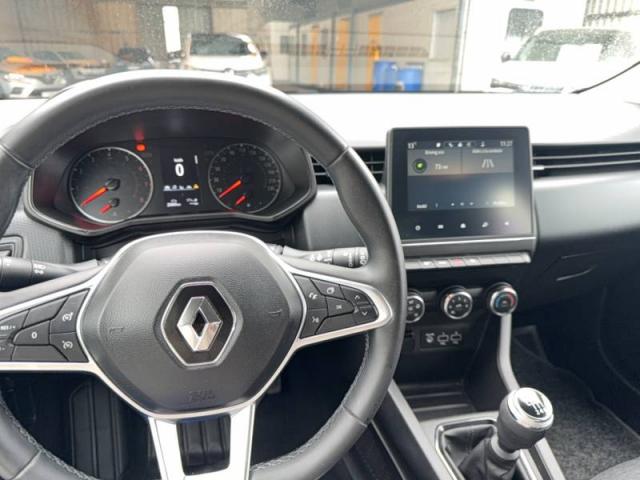 Renault Clio image 6