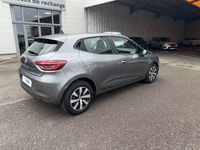 Renault Clio image 9