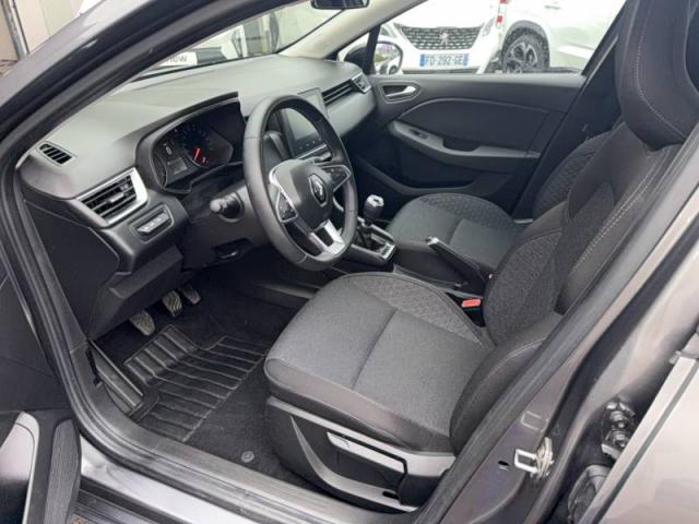 Renault Clio image 2