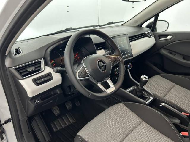 Renault Clio image 2