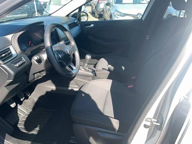 Renault Clio image 2