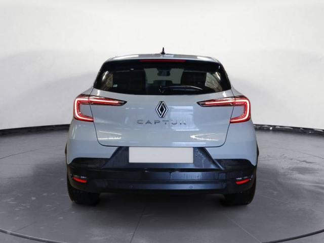 Renault Captur image 2