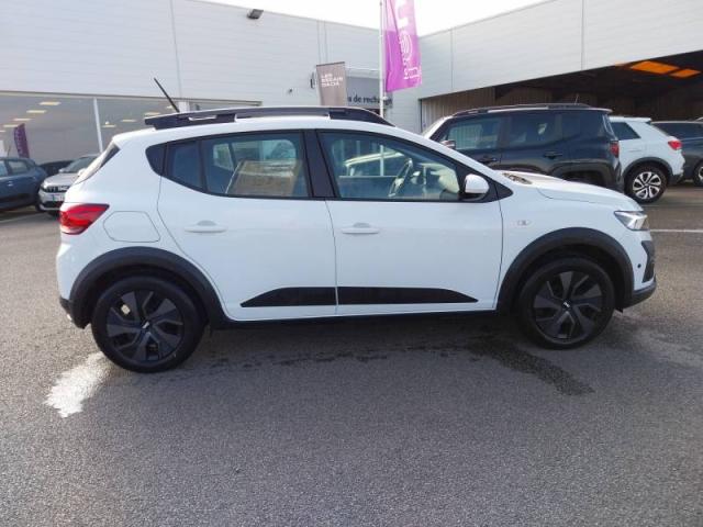 Dacia Sandero image 2