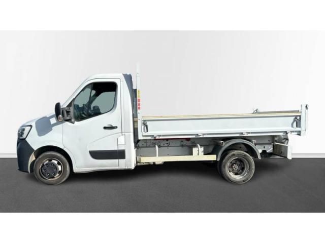 Renault Master image 1