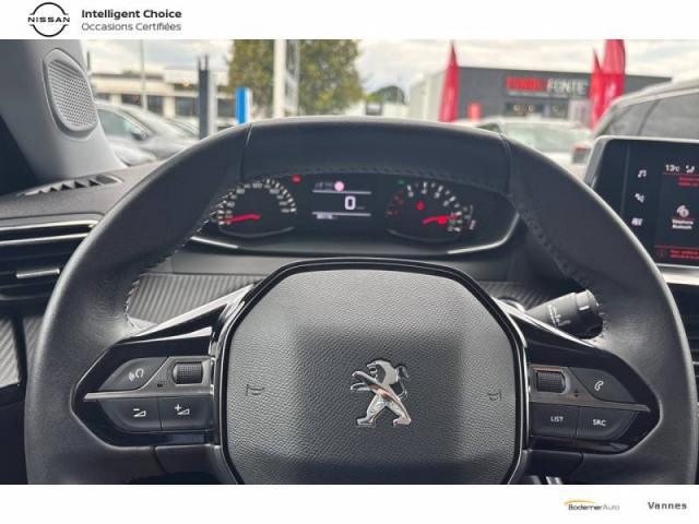 Peugeot 2008 image 2
