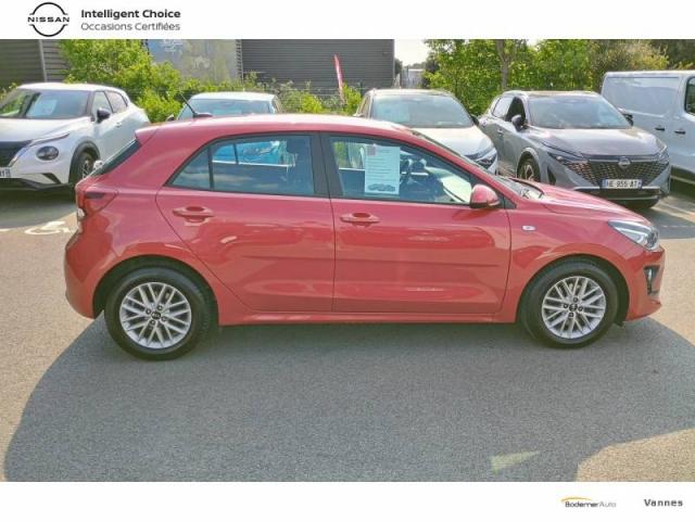 Kia Rio image 8