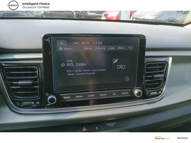 Kia Rio image 6