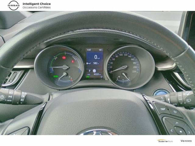 Toyota C-Hr image 6