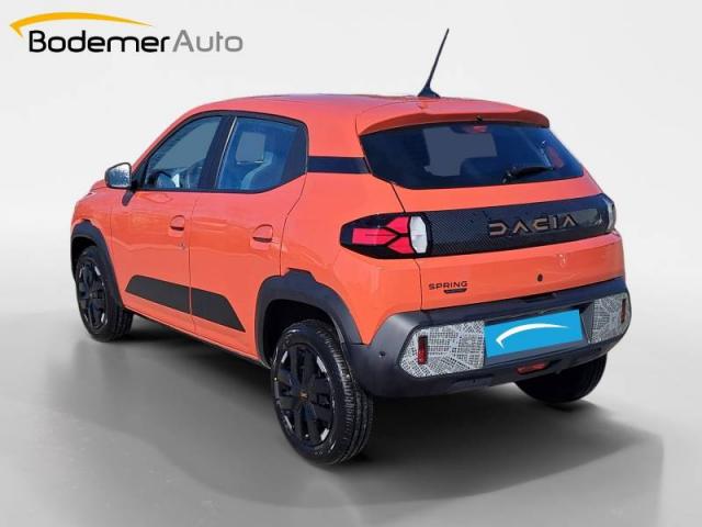 Dacia Spring image 2