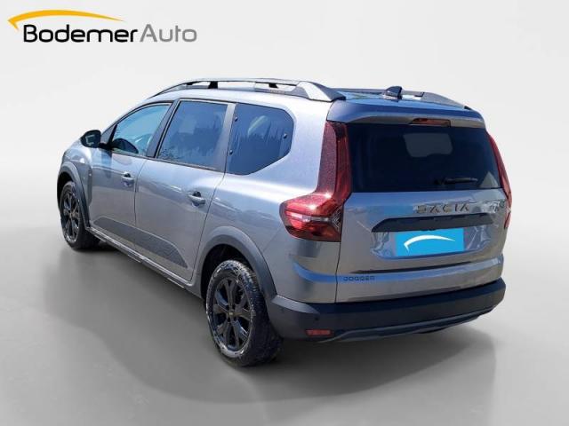 Dacia Jogger image 1