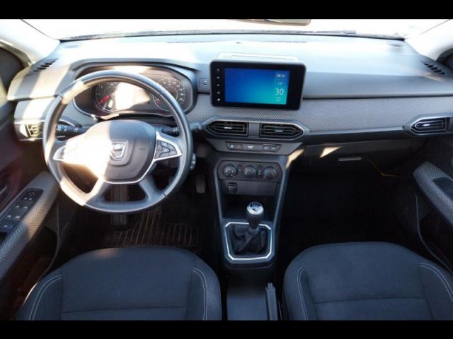Dacia Sandero image 2