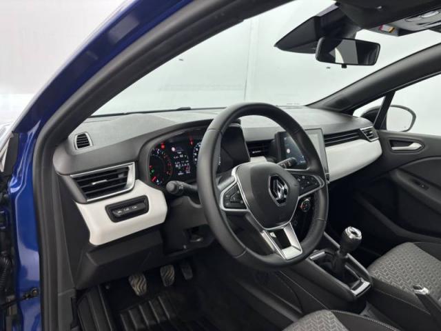 Renault Clio image 1