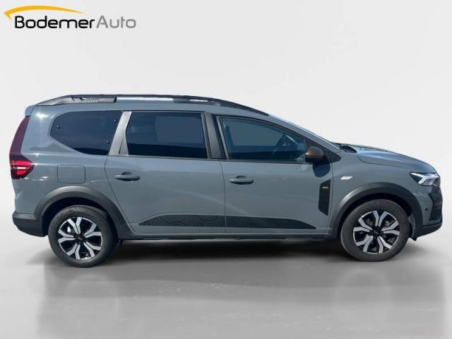 Dacia Jogger image 8