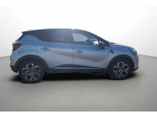 Renault Captur image 2