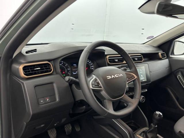 Dacia Duster image 1
