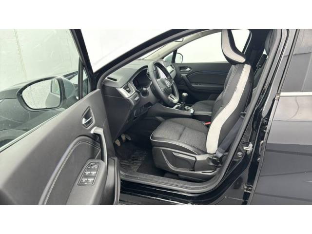 Renault Captur image 9